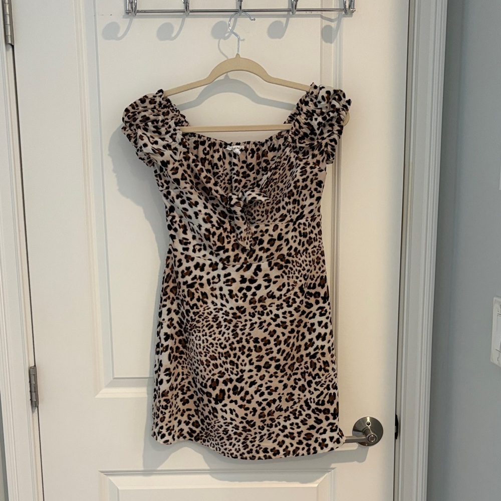 Leopard Print Ruffle Sleeve Mini Dress - Beige/Black